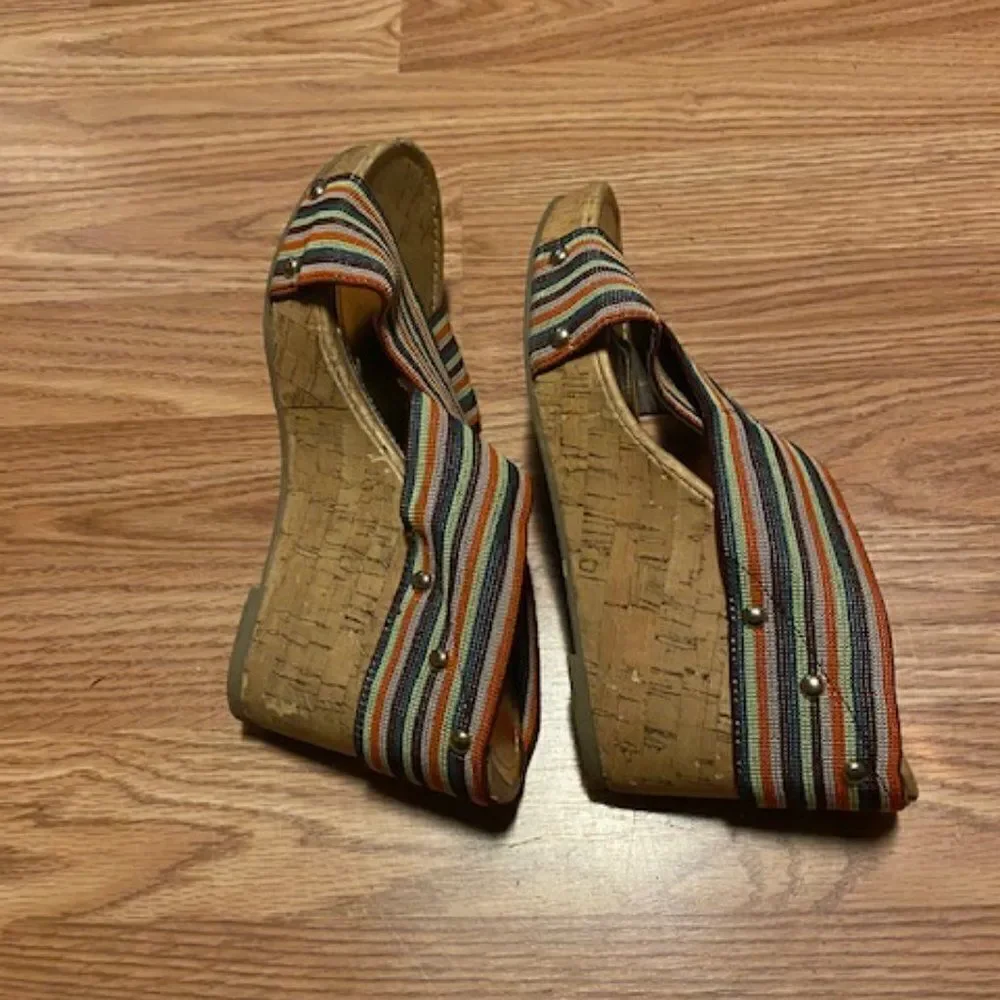 Steve Madden Girl stripped Nautic cork wedges, size 9